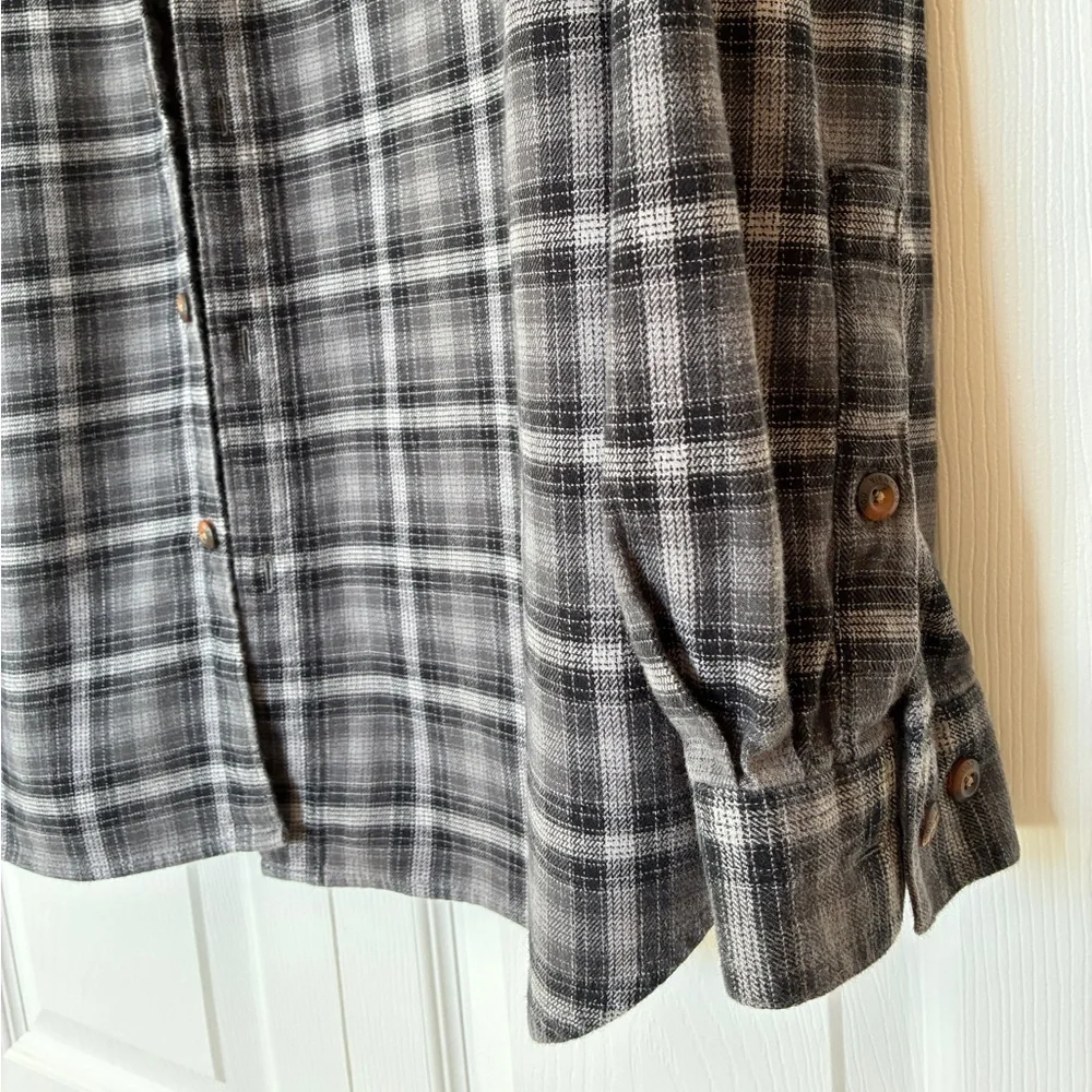 Columbia Flannel Shirt Men’s XL Gray Plaid Button Down Outdoor Layering Hiking - Picture 7 of 14